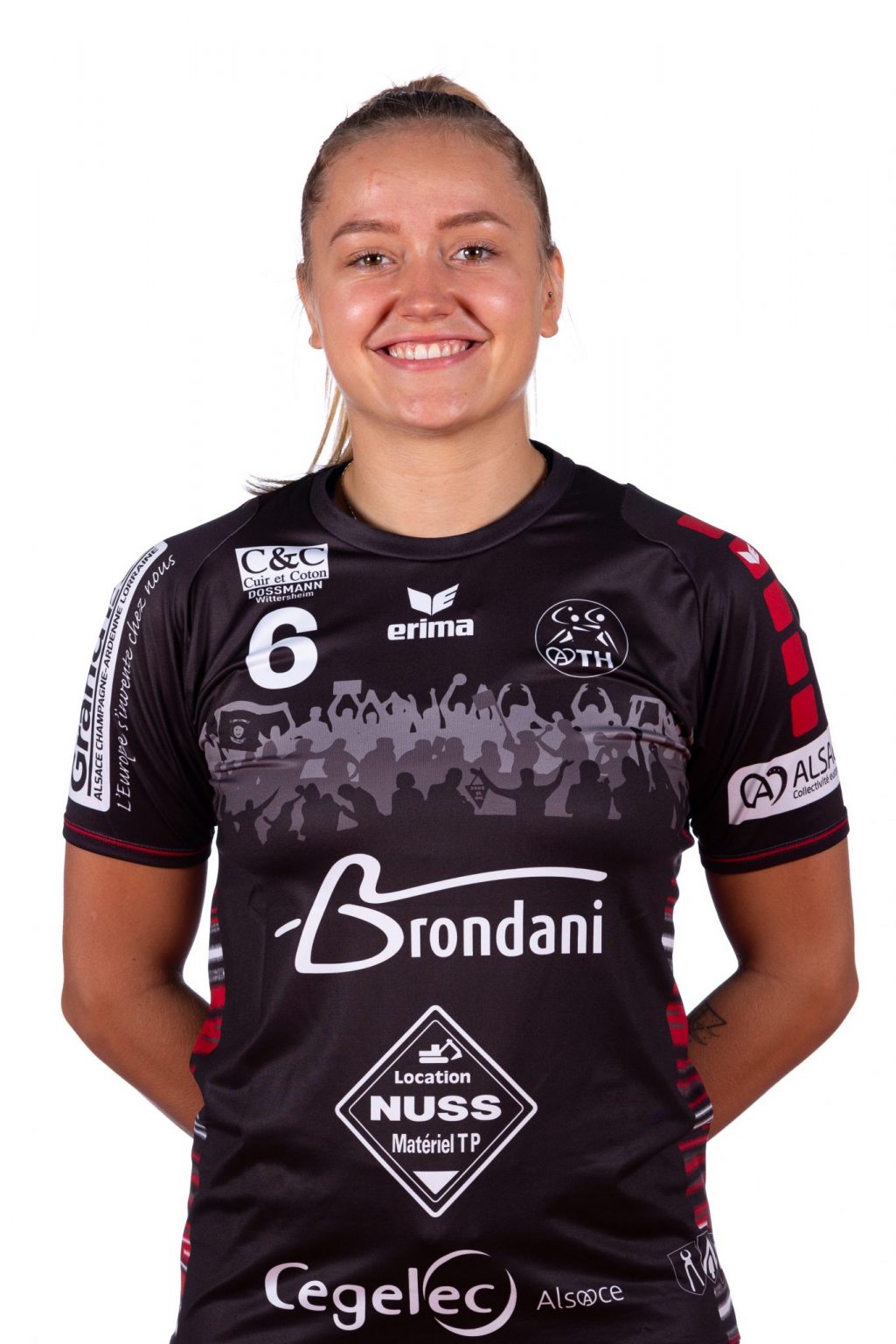 Demi-centre, Lilou BEGON