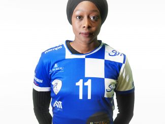 Ailière gauche, Djeneba TANDJAN
